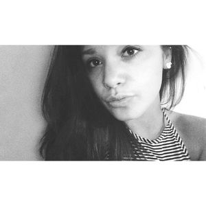 Meet your Posher, Kaitlynn