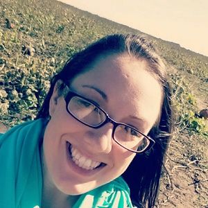 Meet your Posher, Rebekah