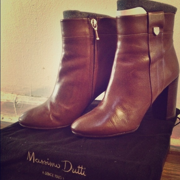 *Massimo Dutti* Brown Ankle Boot