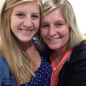 Meet your Posher, Angie