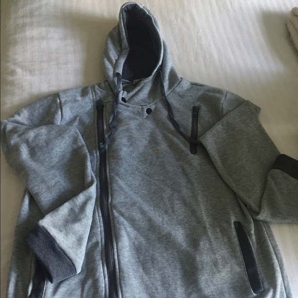Sweater Jacket Hoodie 🍃🍂🍁 - Picture 1 of 2