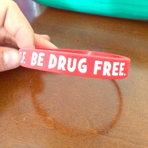 be drug free bracelet