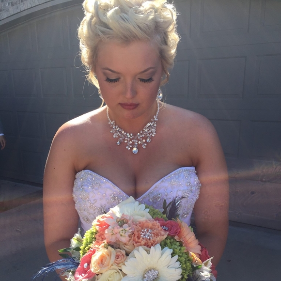 Meet your Posher, Abby - Picture 1 of 1