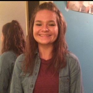 Meet your Posher, Lacey