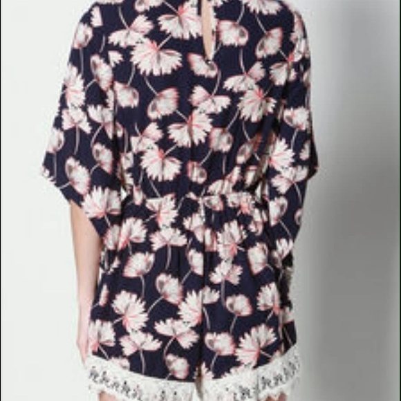 Floral wrap romper - Picture 3 of 4