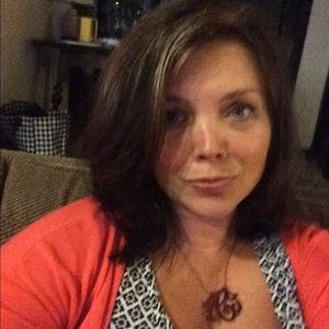 Meet your Posher, Becky