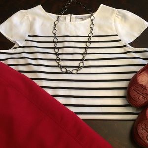 Super cute and versatile blouse