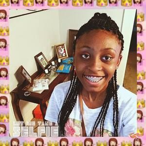 Meet your Posher, Tayler