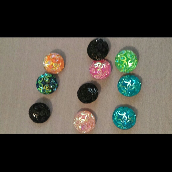 Snap Buttons