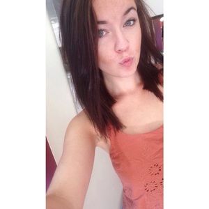Meet your Posher, Stephanie