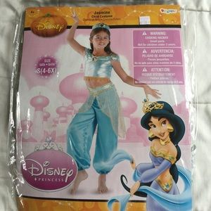 Jasmine child costume Sz Small(4-6)