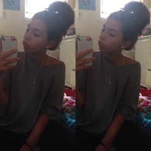 Meet your Posher, Elissa