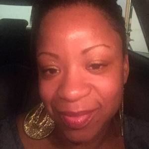 Meet your Posher, Carla