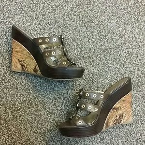 Carlos santana wedges