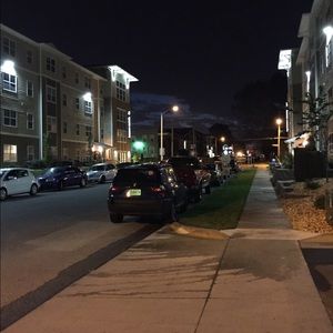 Meet your Posher, Tong