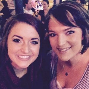 Meet your Posher, Stephanie