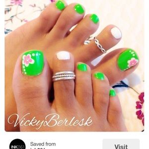 Meet your Posher, Laura