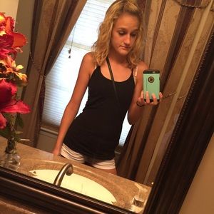 Meet your Posher, Kayla