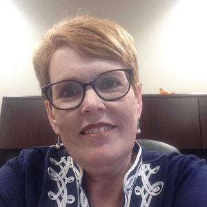 Meet your Posher, Debbie