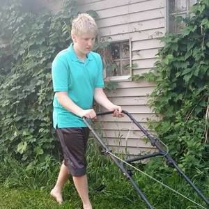 Meet your Posher, Andrea