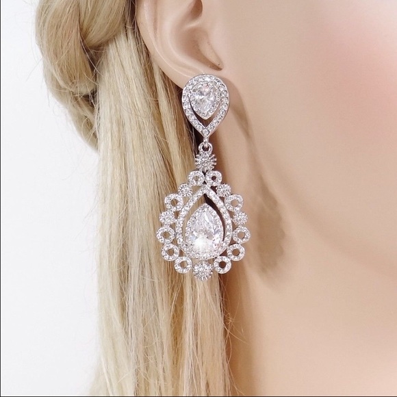 Elegant plugs! - Picture 3 of 4