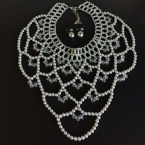 Vintage Bib Necklace with Earrings