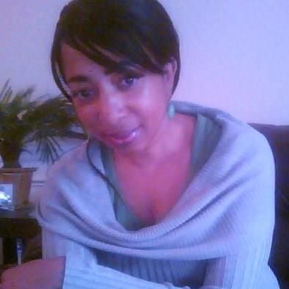 Meet your Posher, Rina - Picture 1 of 1