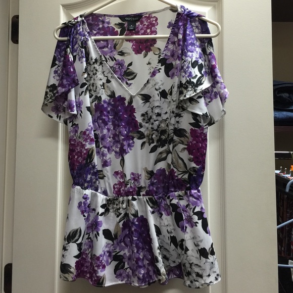 WHBM top Like new