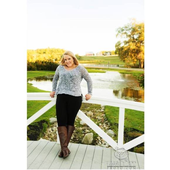 Meet your Posher, Shelby - Picture 1 of 1