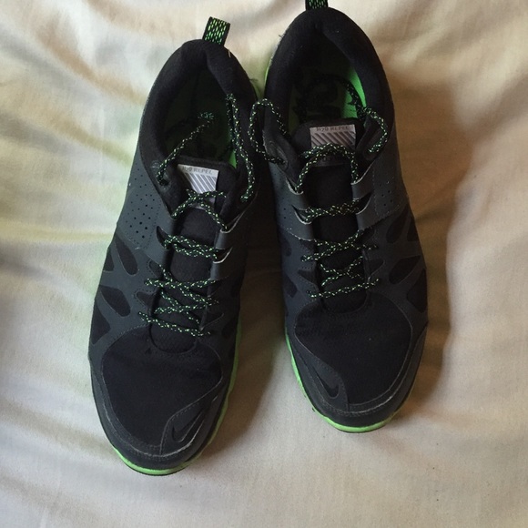 Nike trail running shoes - Picture 1 of 3