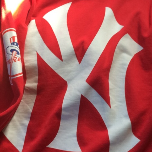 Supreme x New York Yankees - Picture 2 of 2
