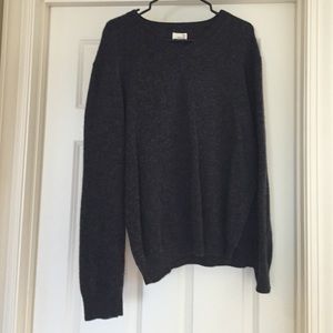 V - neck wool sweater