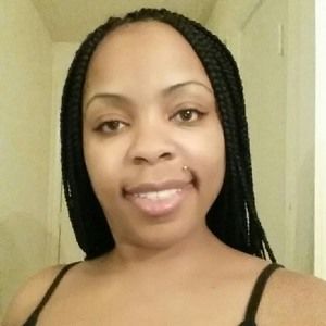 Meet your Posher, Alicia