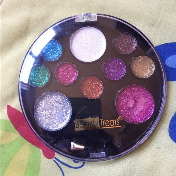 Makeup eyeshadow