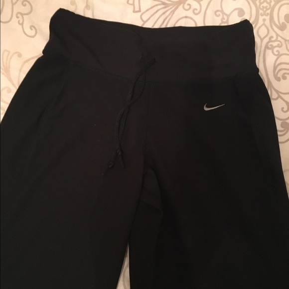Nike FITDRY pants