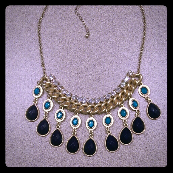 Dazzle Jewelry - Glamorous necklace