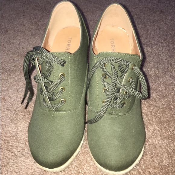 😍 Cute and Comfy Wedges!