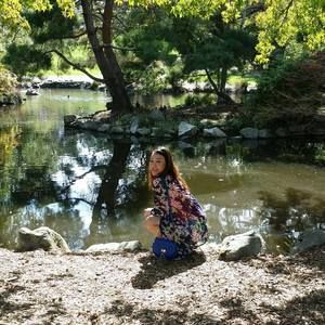 Meet your Posher, Lily