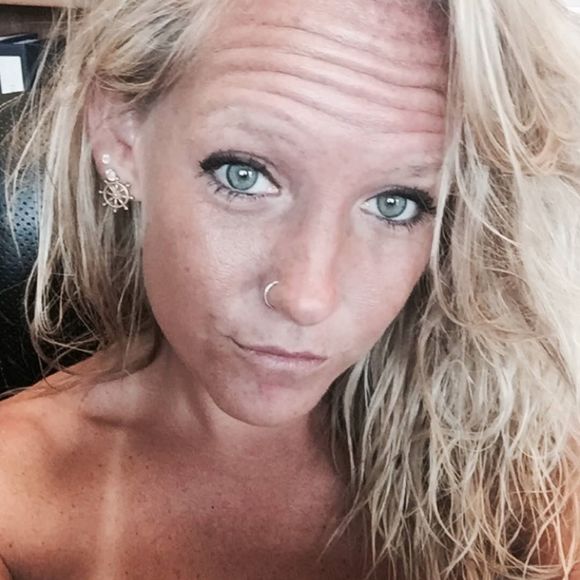 Meet your Posher, Kristina - Picture 1 of 1