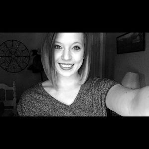 Meet your Posher, Katelyn