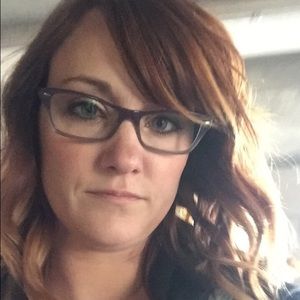 Meet your Posher, Carla