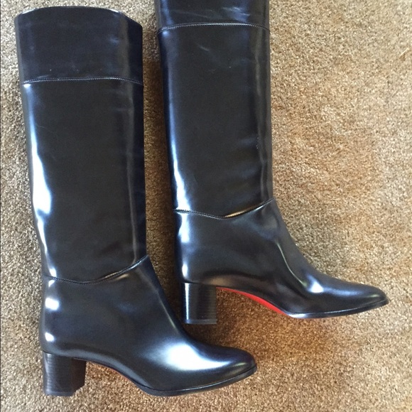 ❤️sold❤️Auth. Christian Louboutin boots size 41-42