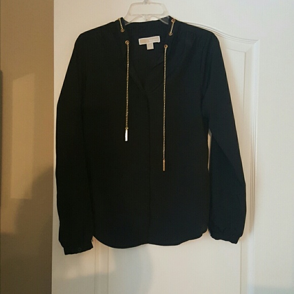 Long sleeve dressy top