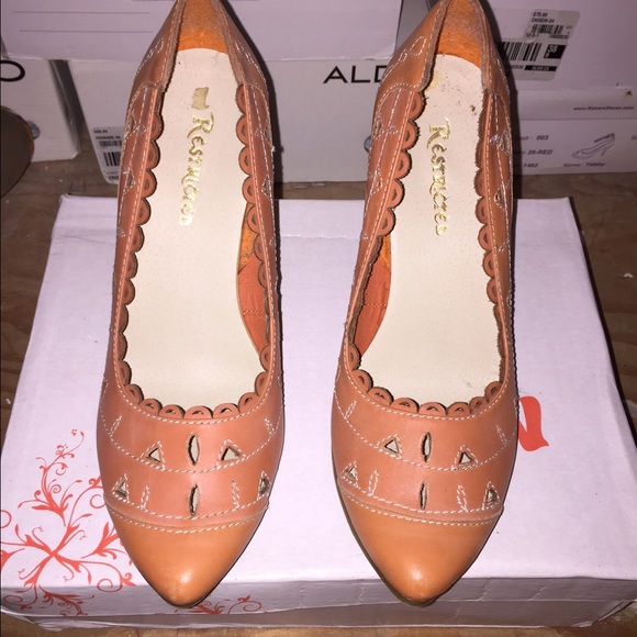 Peach 3 inch espadrilles heel shoe.