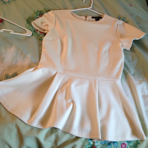 Top - Picture 1 of 2