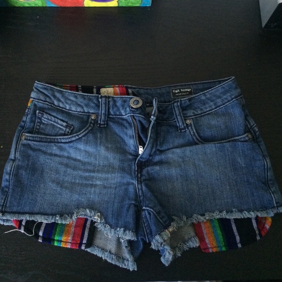 Volcom shorts.