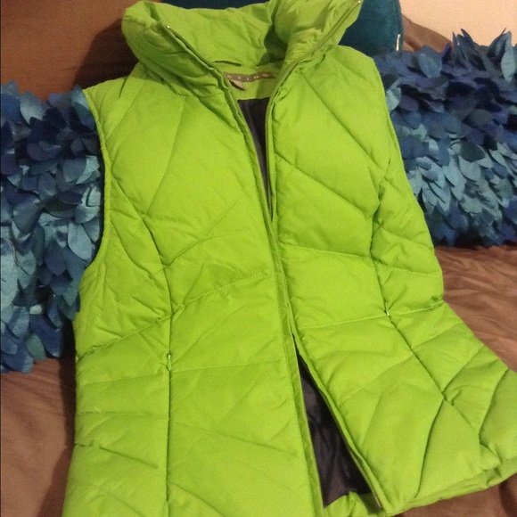 Kenneth Cole Vest