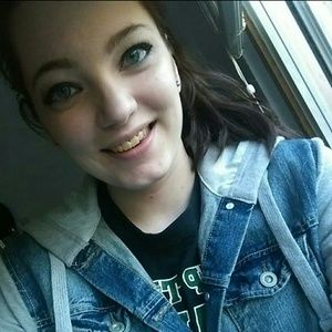 Meet your Posher, Veronica