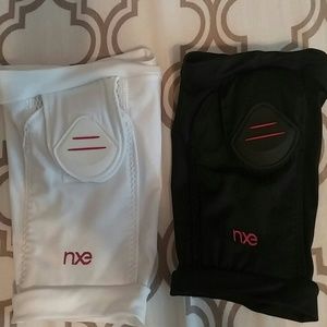 Active sleeves for phone