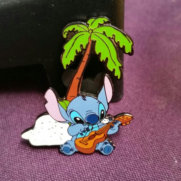 Disney stitch pin